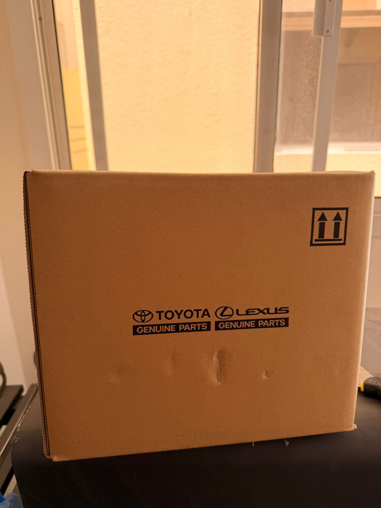 Toyota Camry compressor - 2
