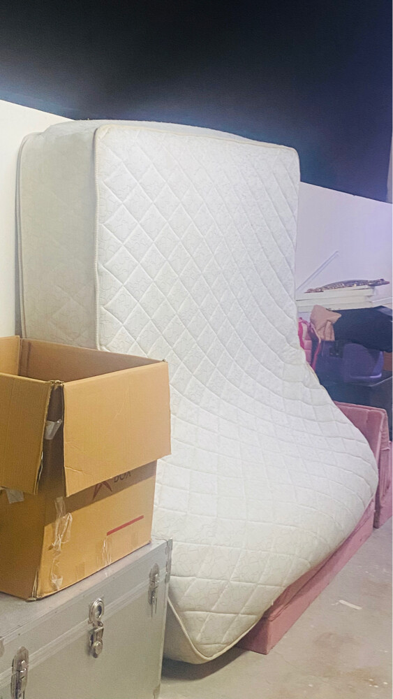 مرتبة بحالة ممتازة جدا - 1