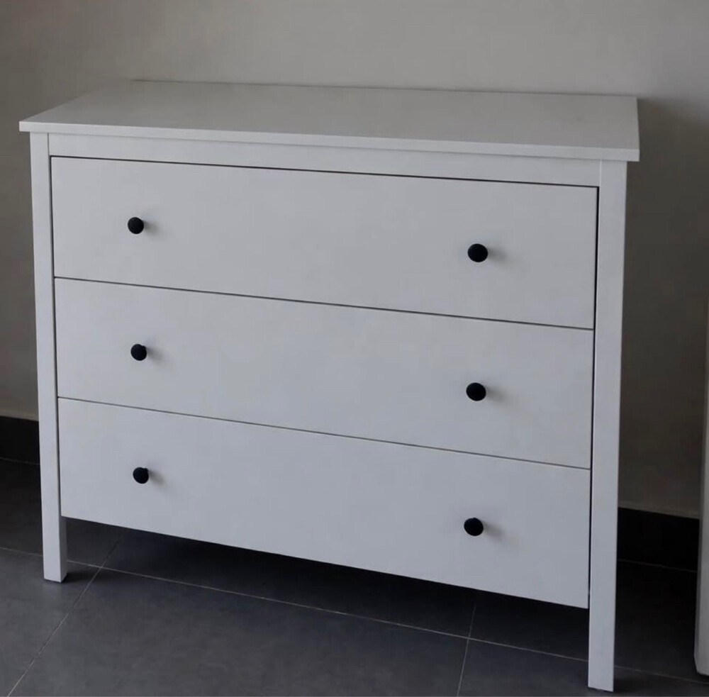 Complete White Bedroom Set  - 5