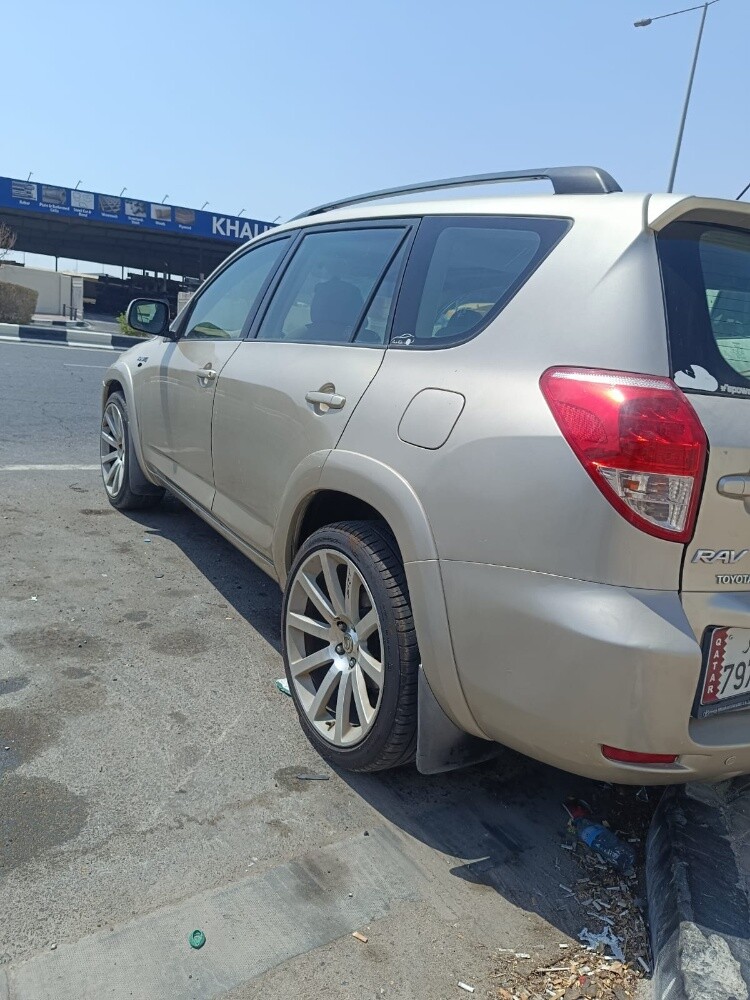 TOYOTA RAV4 2007 (FULL OPTION) - 4