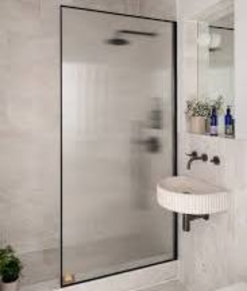 Glass partition for bathroom shower - 4