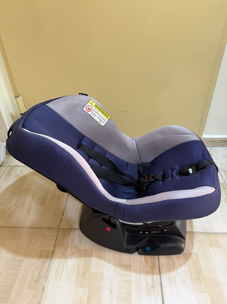 car seat - 2