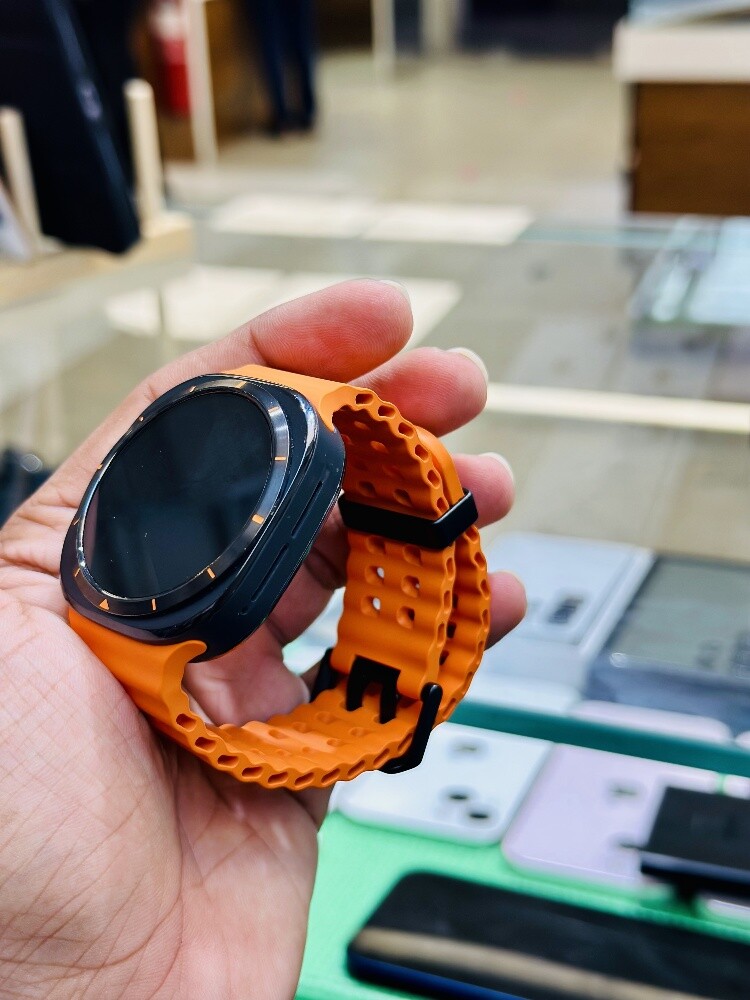 Samsung Galaxy Ultra Watch 1st Gen - 7