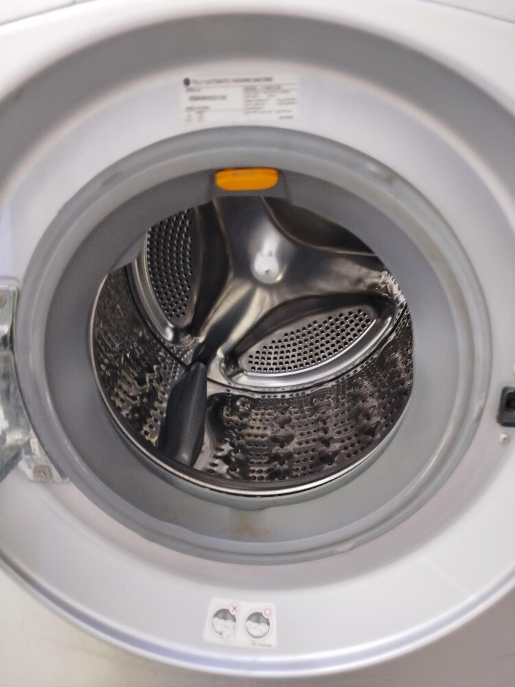 LG 8kg wash 6kg dryer 2in1 machine - 4