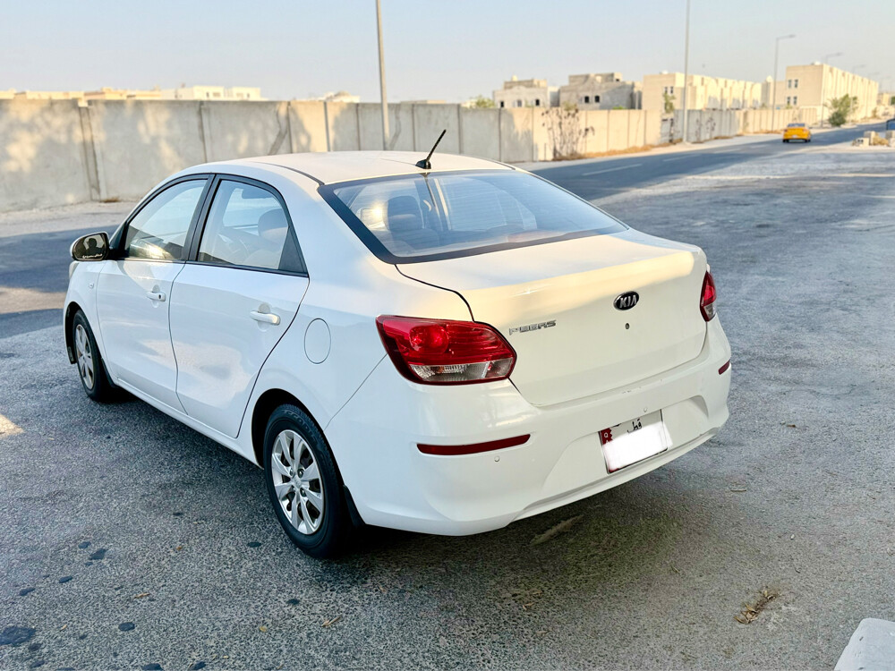 kia pegas 2020 - 4
