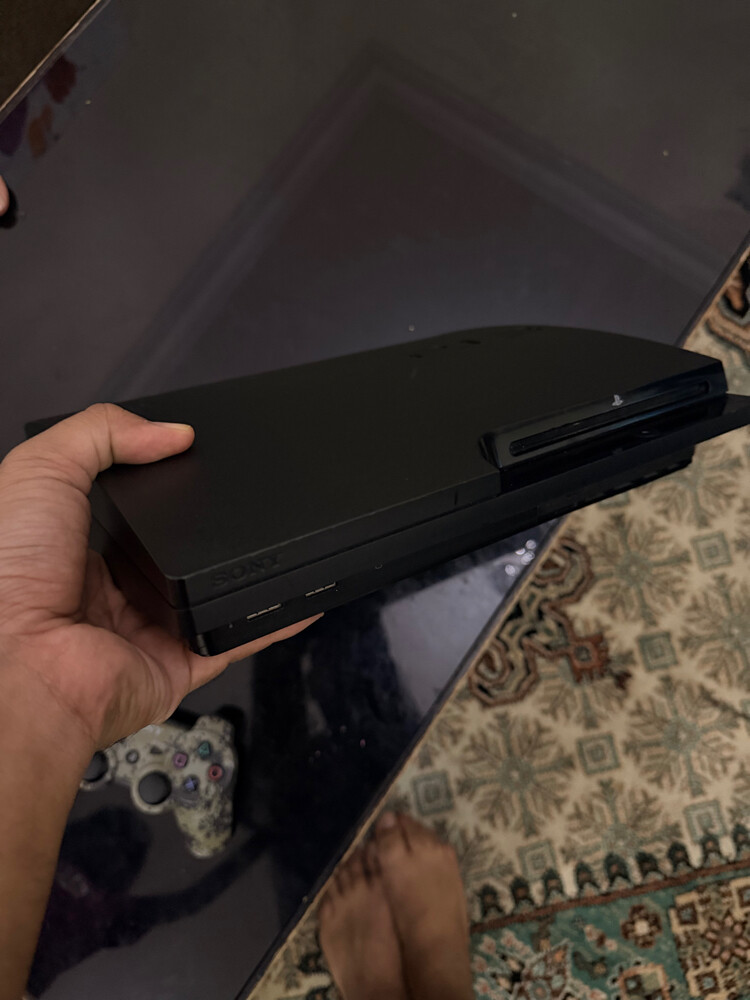 PS3 slim 30 games 1 controller  - 4