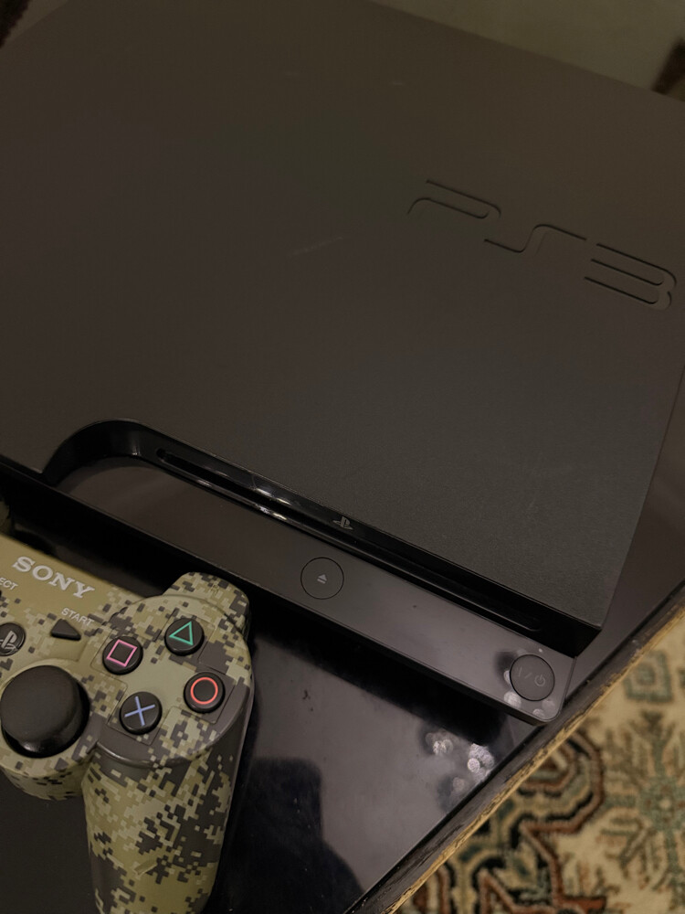 PS3 slim 30 games 1 controller  - 2