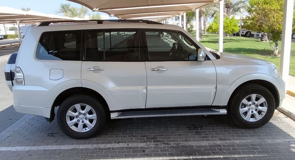 Mitsubishi Pajero 2016 - 2