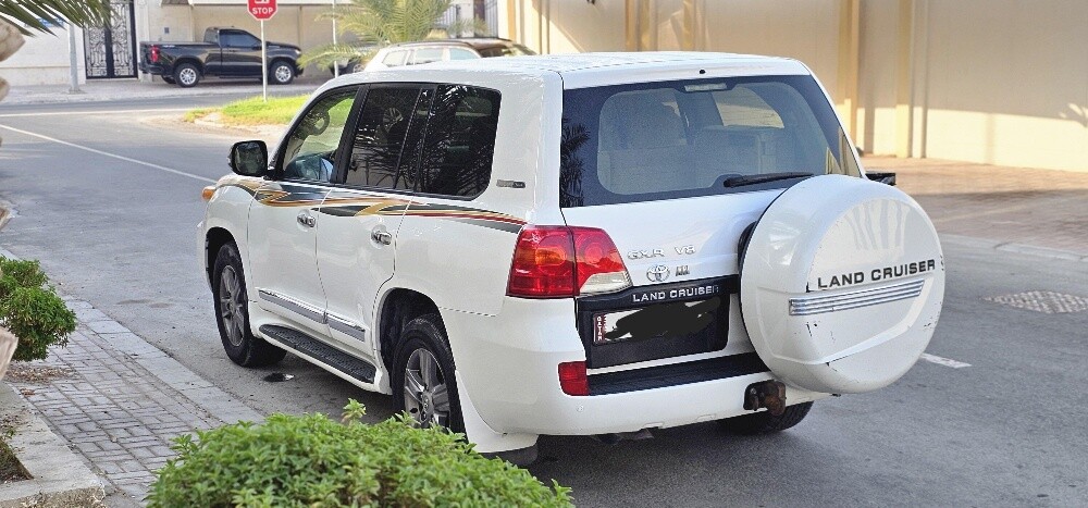 Land cruiser 2015 GXR - 4