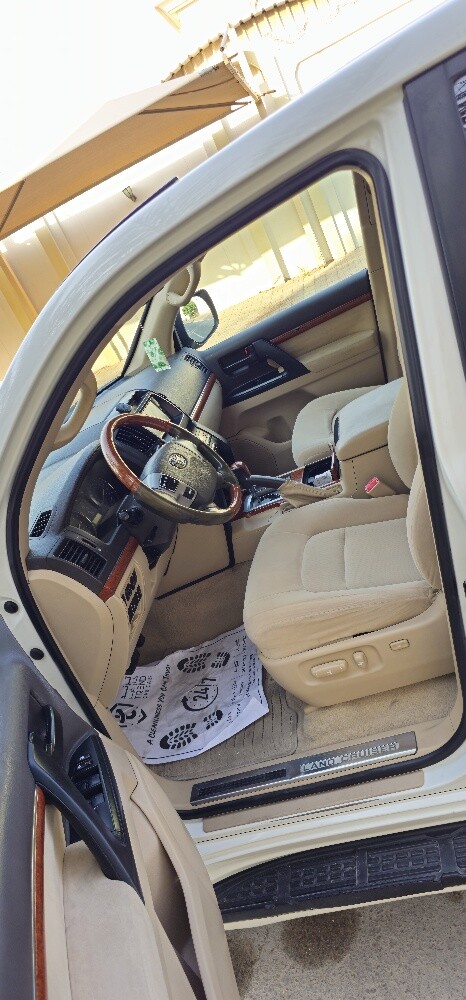 Land cruiser 2015 GXR - 6