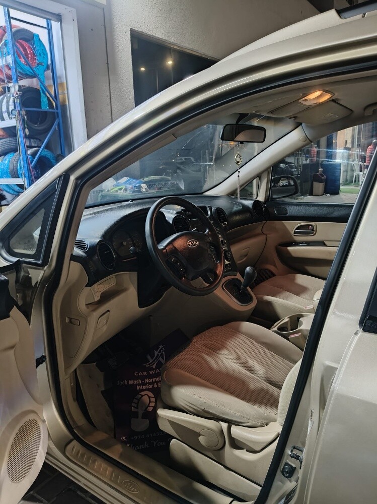 kia carens - 10