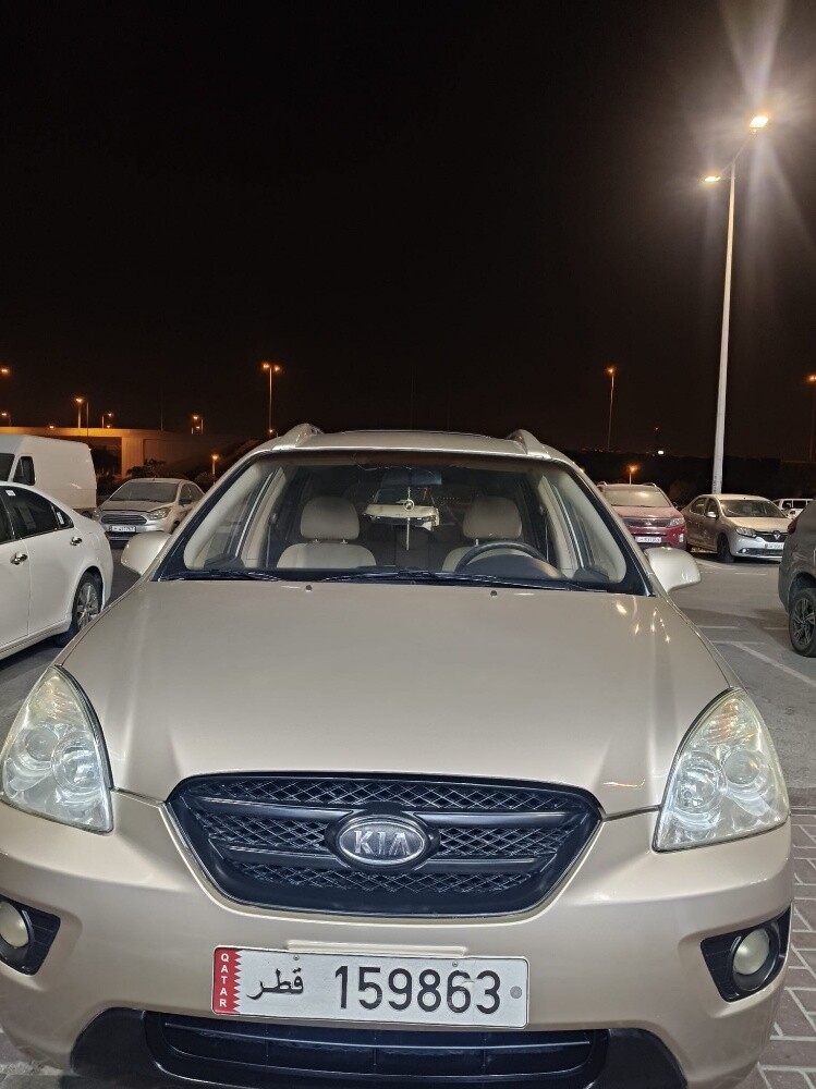 kia carens - 1