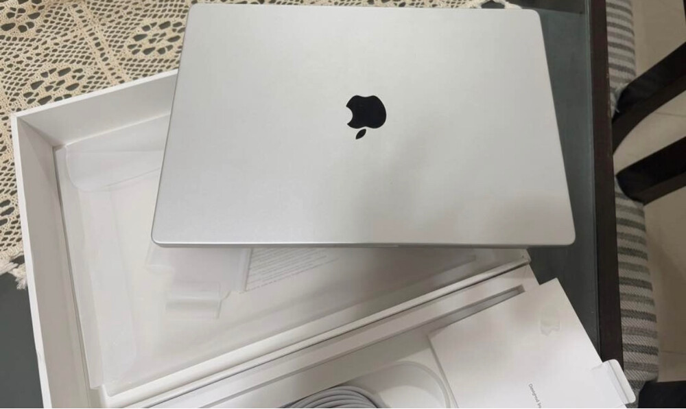 MacBook Pro M1 Pro 16inch  - 1
