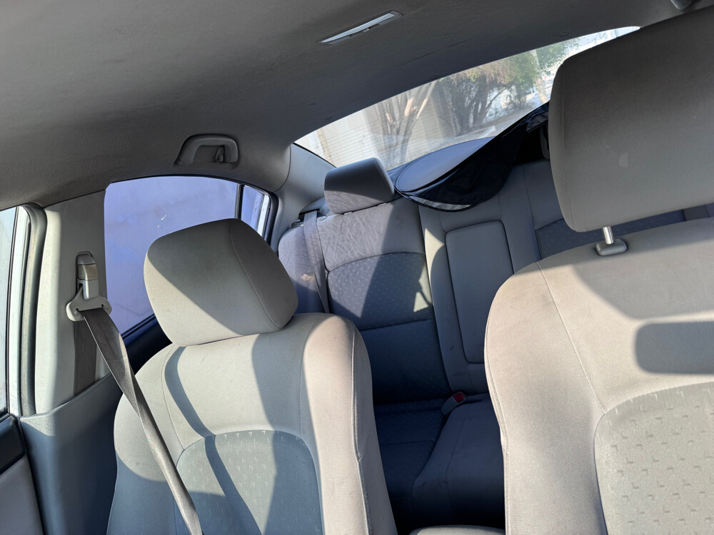 family used mazda-3  - 7