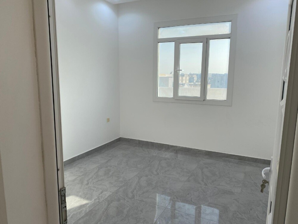 للبيع عماره تجاريه - 3