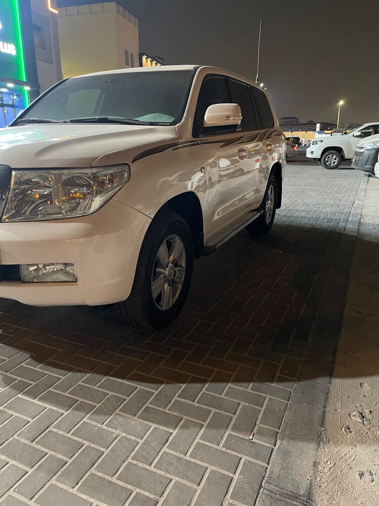 LAND CRUISER GX V6 - 2