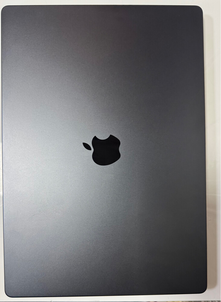 MacBook Pro M4 Pro  - 1