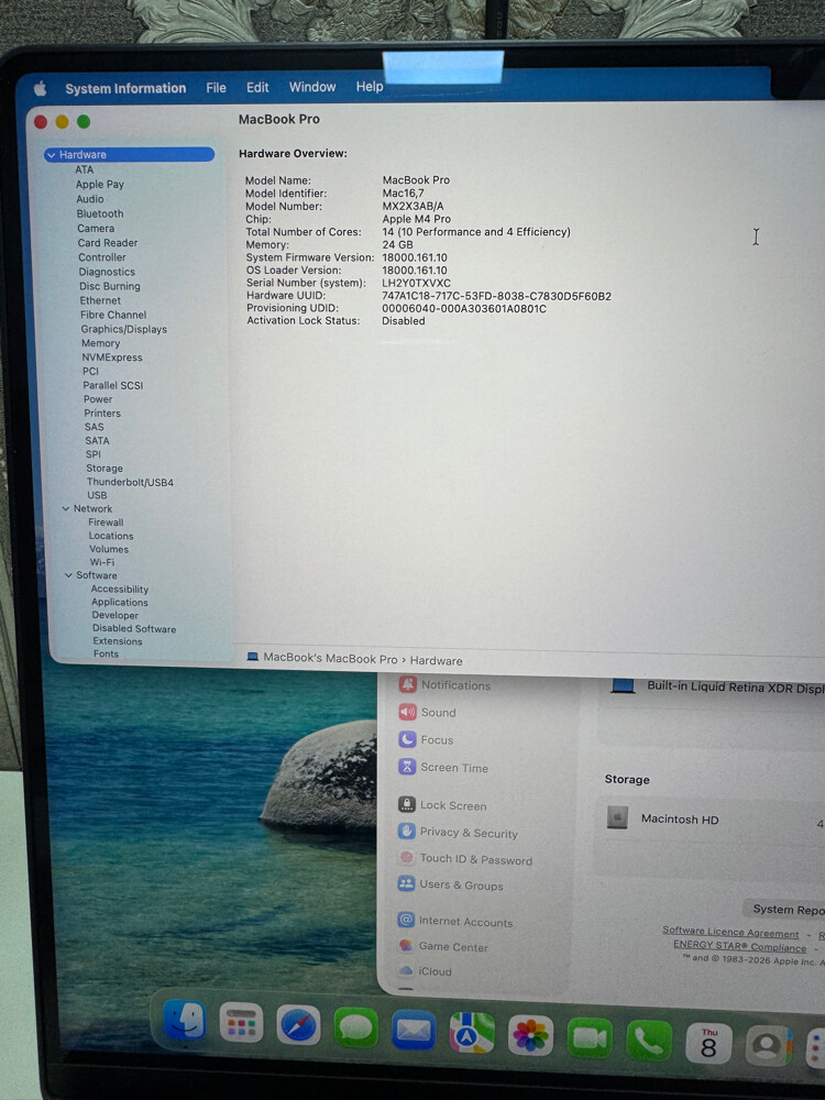 MacBook Pro M4 Pro  - 8