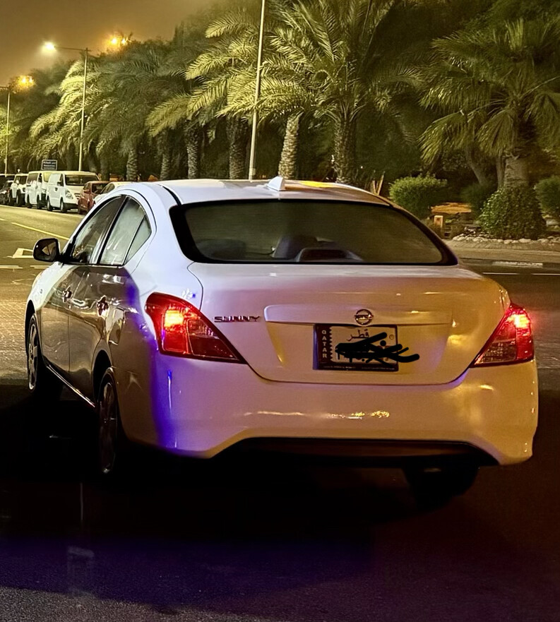 نيسان - 1