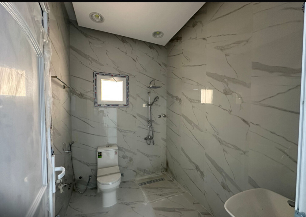 للبيع عمارات تجارية  1800م بركة ا - 7