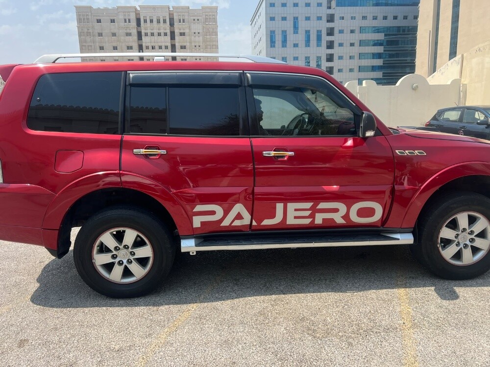 Mitsubishi Pajero - 8