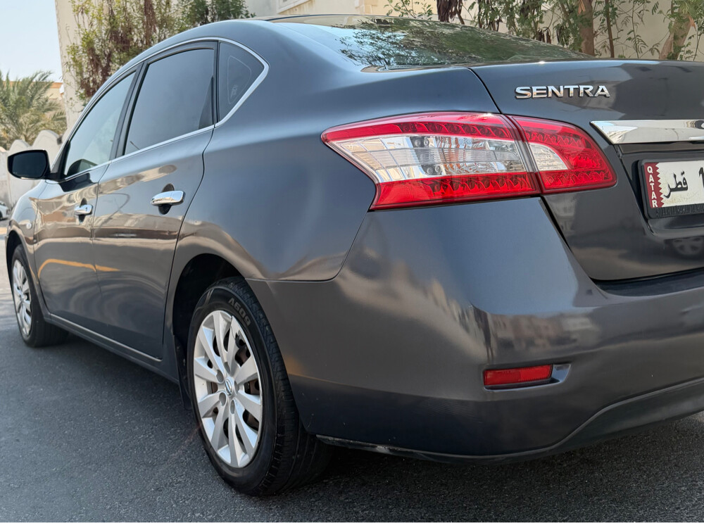 Nissan sentra 2016 -first owner - 11