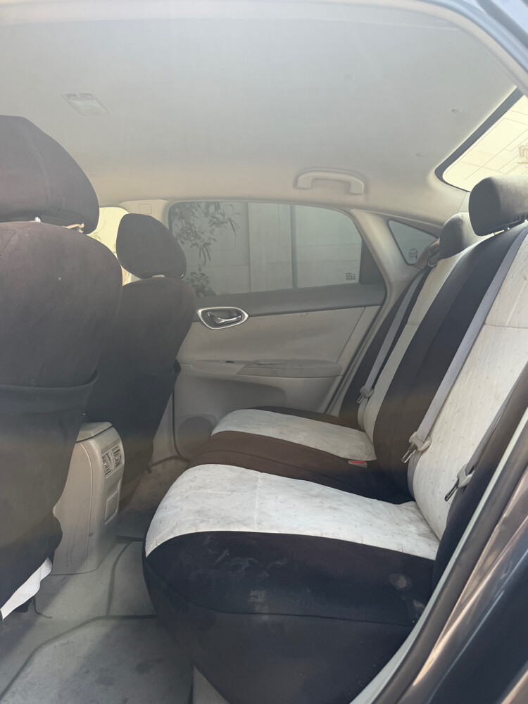 Nissan sentra 2016 -first owner - 7