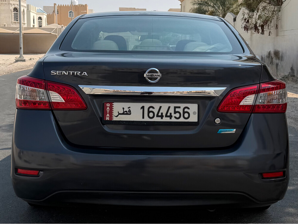 Nissan sentra 2016 -first owner - 6