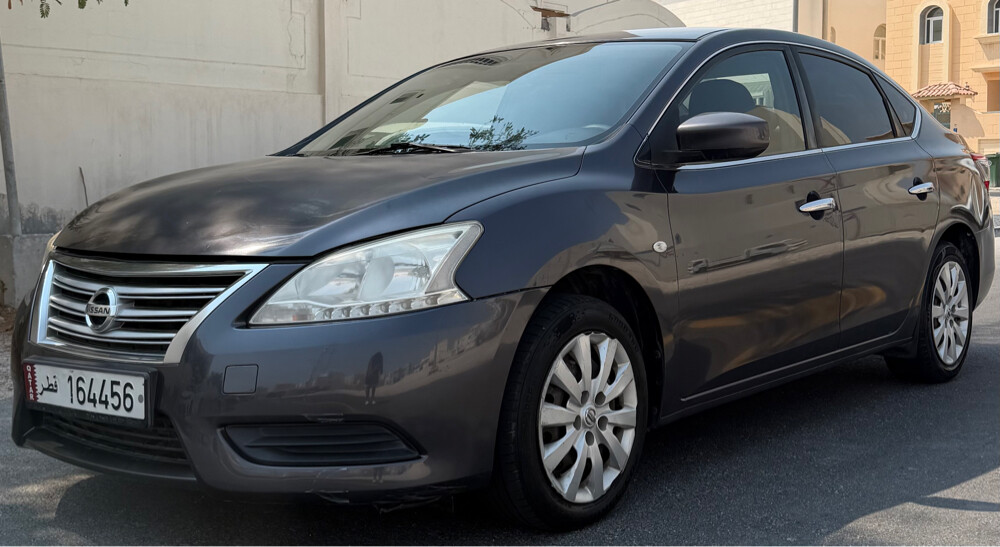 Nissan sentra 2016 -first owner - 1
