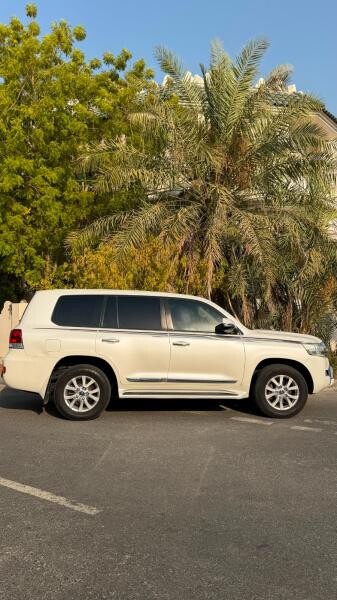 LAND CRUISER 2017 GXR V8 QR 118K - 5