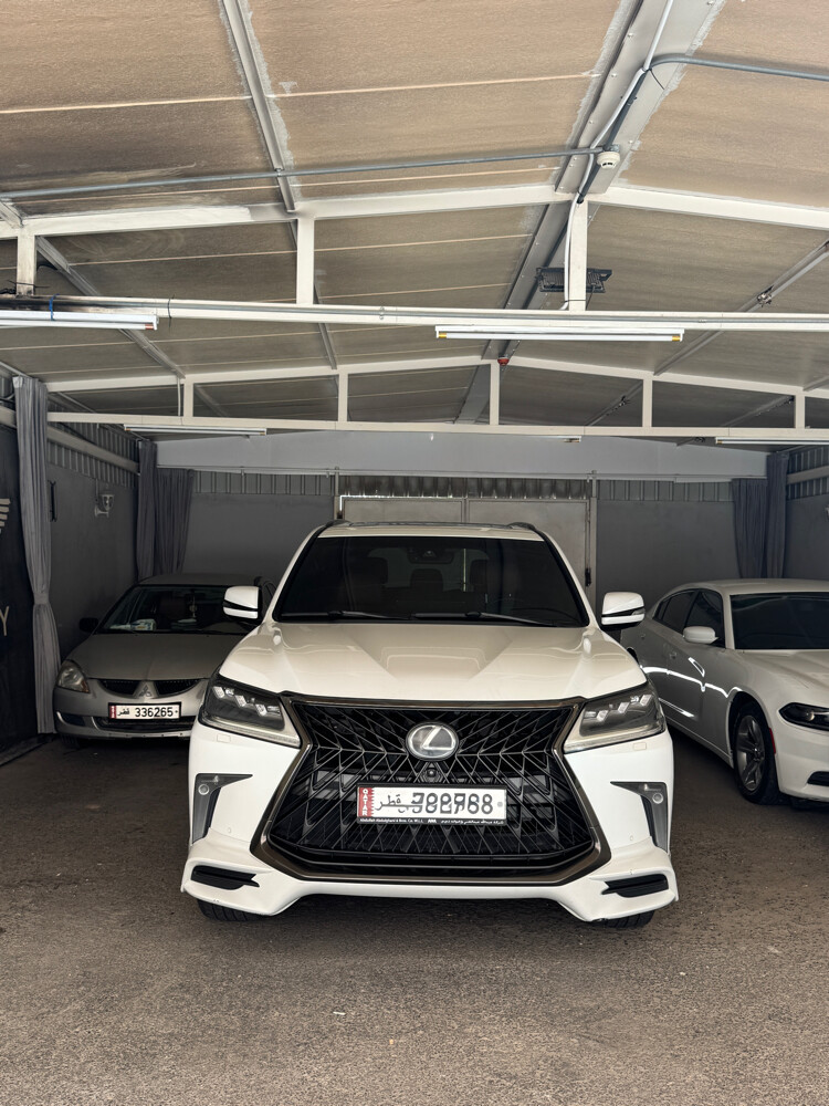 2020 LEXUS 570 S BLACK EDITION - 3
