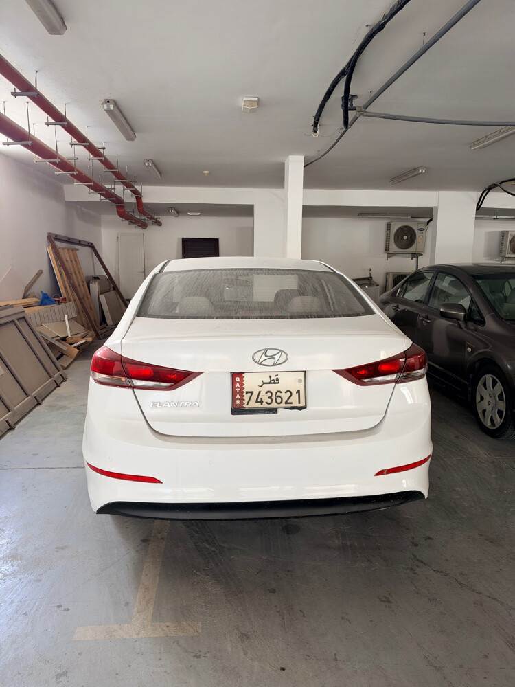 Hyundai Elantra 2017 Model - 3