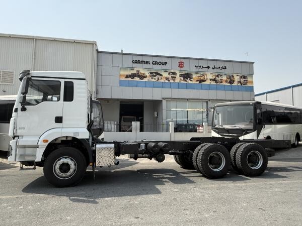 New SHACMAN H3000 6x4 Chassis - 4