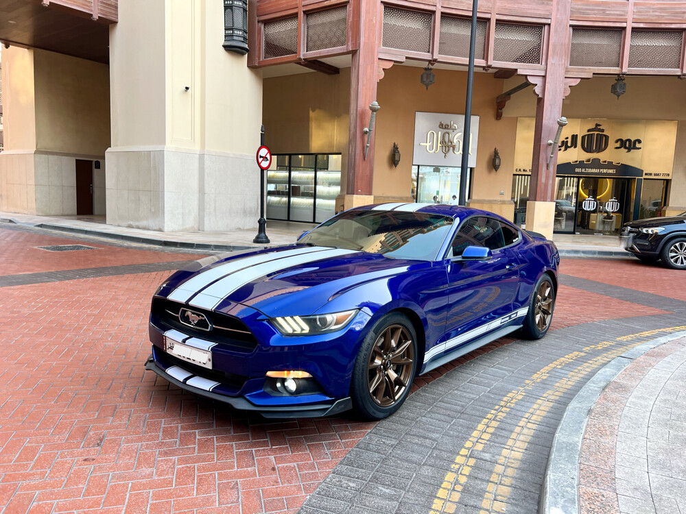 Ford Mustang Ecoboost Low mileage - 1