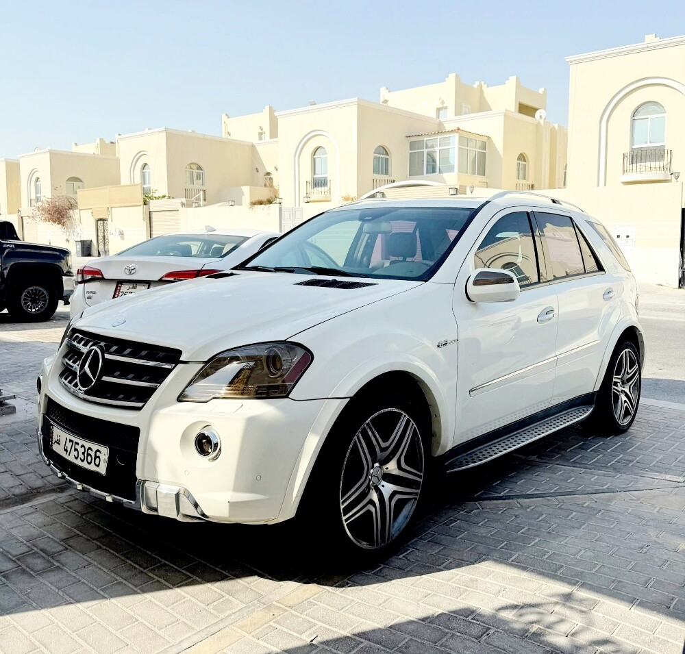 Mercedes Benz ML63 AMG - 4