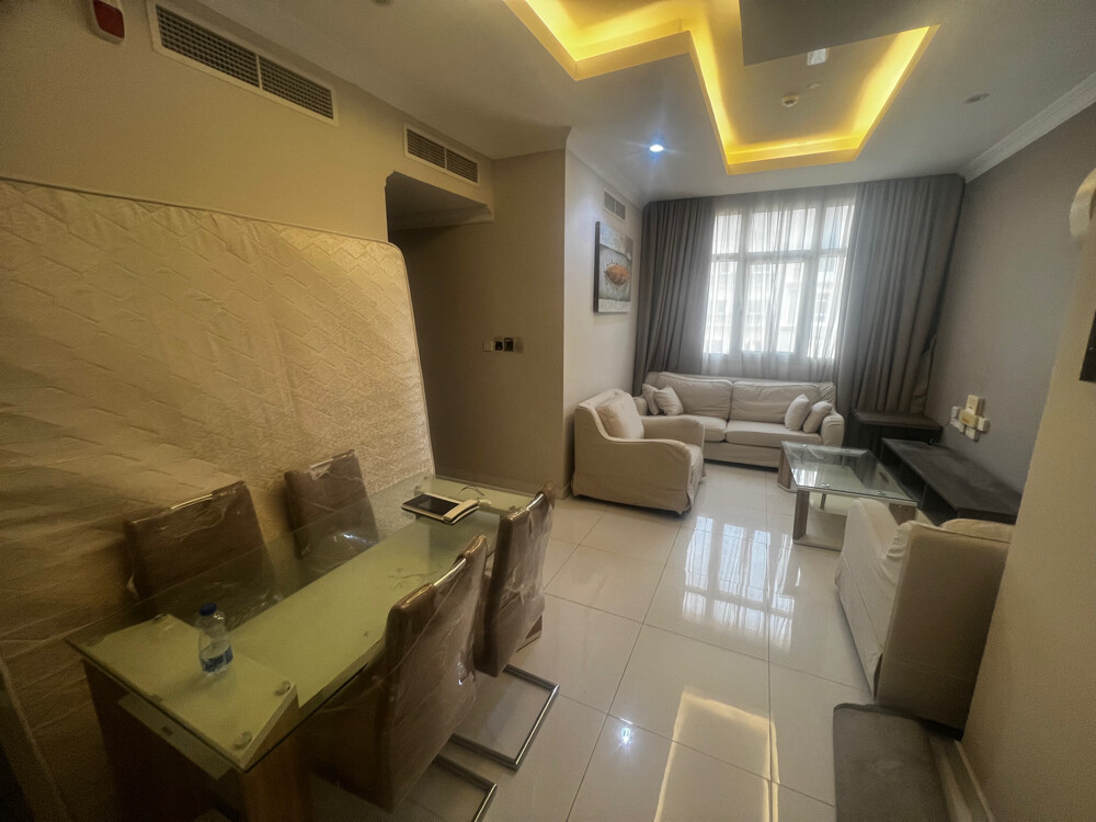 الحاصل للعقارات ترخيص رقم 220 - 8