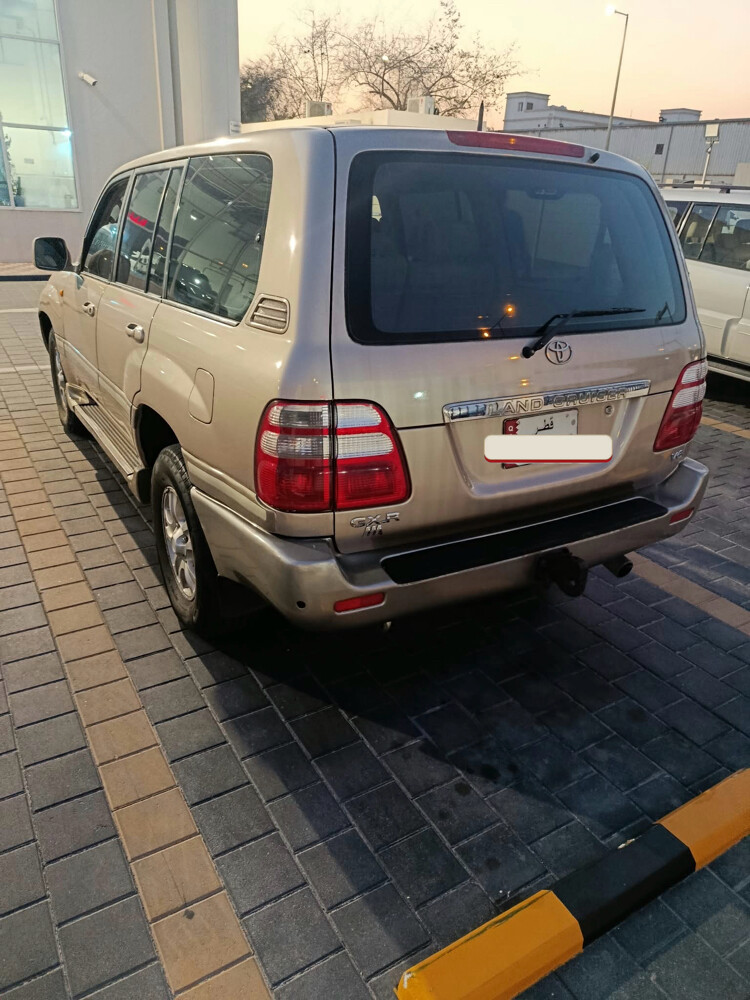  6 cylinder good condition  - 8