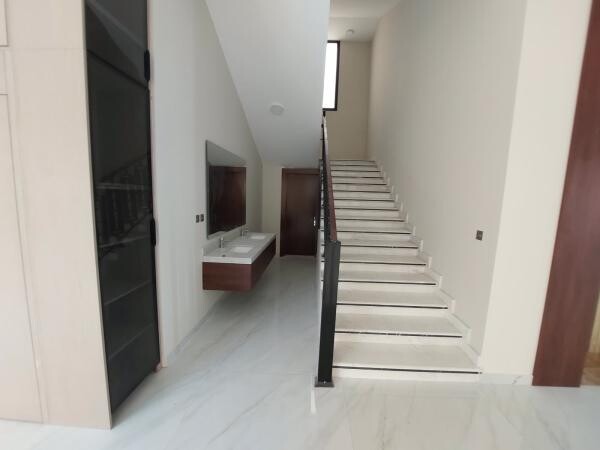 For Sale| Villa in Al Duhail - 5
