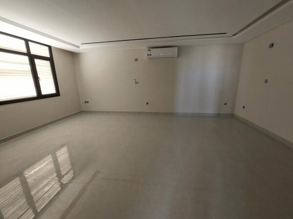 For Sale| Villa in Al Duhail - 6