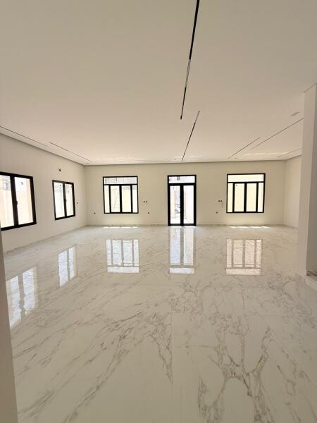 LUXURY 7 MASTER BDR MAJLIS ELEVATOR - 7