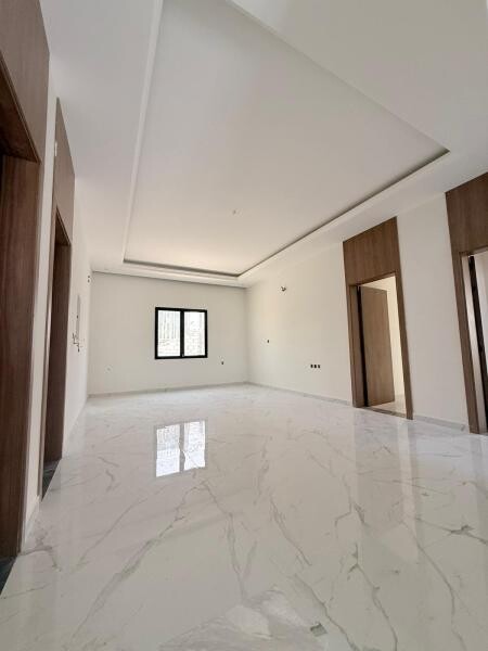 LUXURY 7 MASTER BDR MAJLIS ELEVATOR - 2
