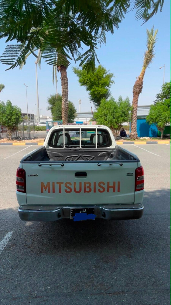 Mitsubishi L200 - 4