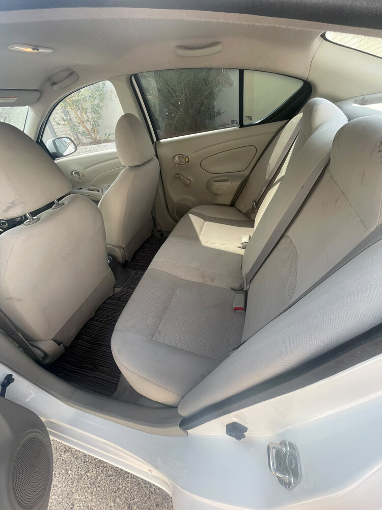 Nissan Sunny 2017 - 6