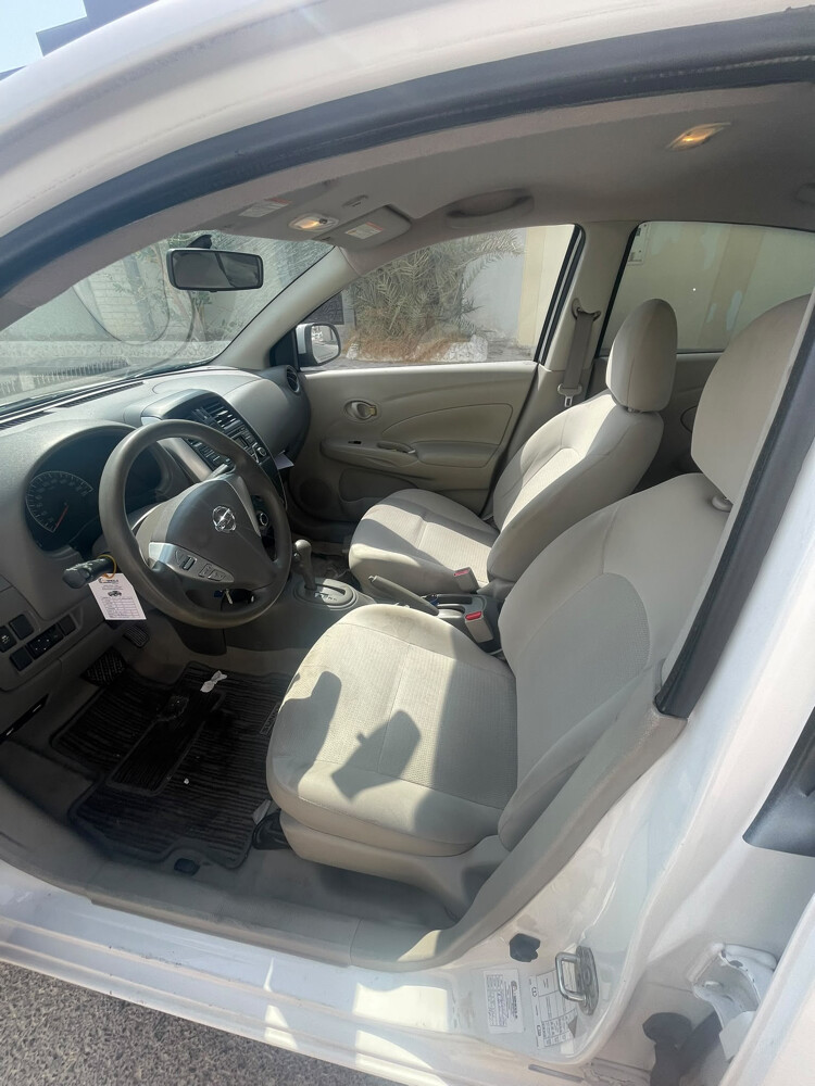 Nissan Sunny 2017 - 5