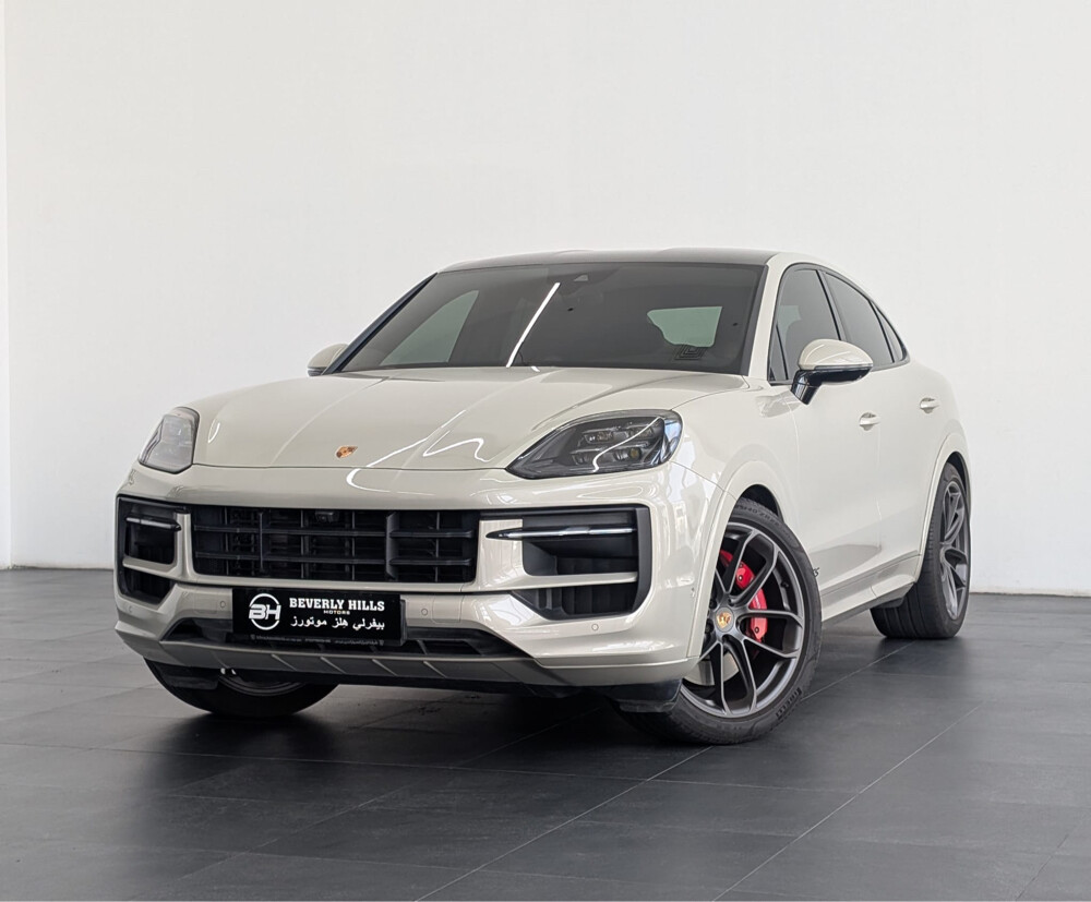 2025 Porsche Cayenne GTS Coupé  - 1