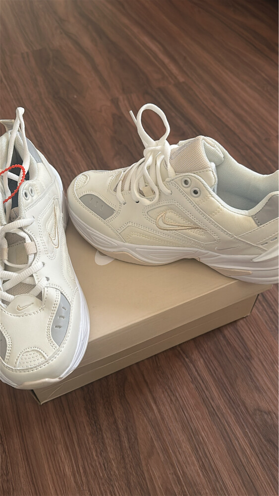 Nike shoes  - 6