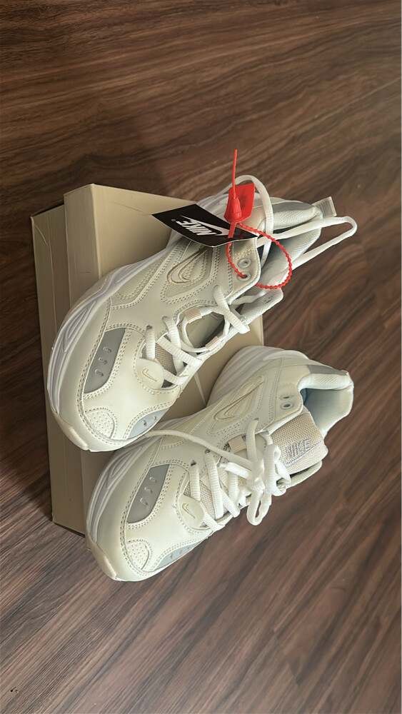 Nike shoes  - 5