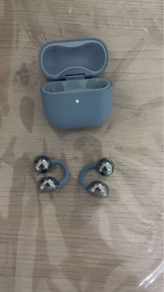 free clip headphones - 4