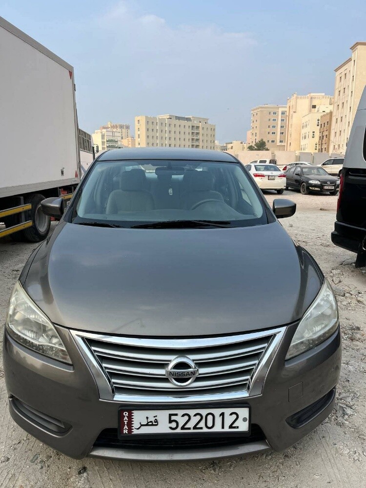 Nisan Sentra - 2