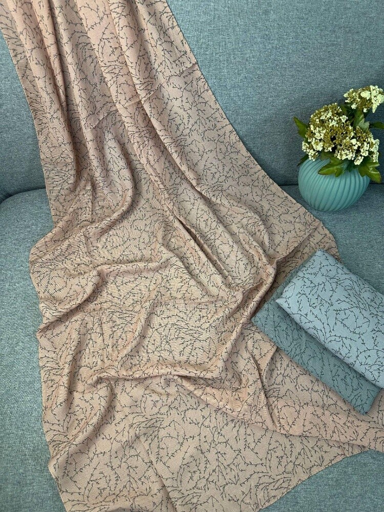 Iranian Scarves & Shawls (30_100QAR - 10
